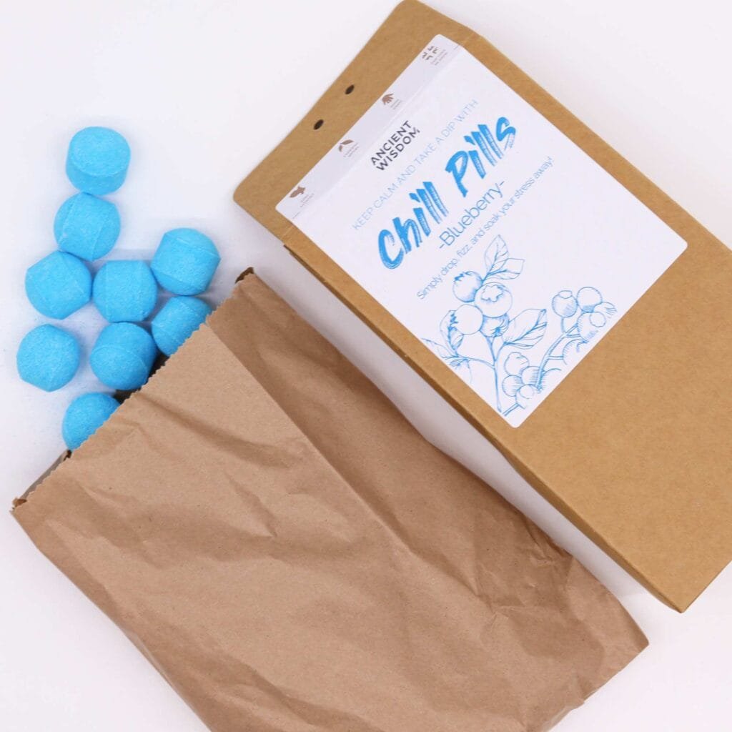 Coffret de Galets de Bain "Myrtille" 350g bg9jyww6ly9tzwrpys8xus9brs82mfizmemxrzzxuktbrtfrl2m3ytq5ztu4lmpwzwc.jpg