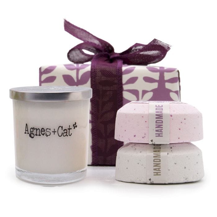 Coffret Cadeau Bien-Être – Bougie Pierre de Lune & Galets de Bain bg9jyww6ly9tzwrpys9tsc8wqy82mfizmemxsjy0vkswq1nilzg2nmy1ytgylmpwzw.jpg